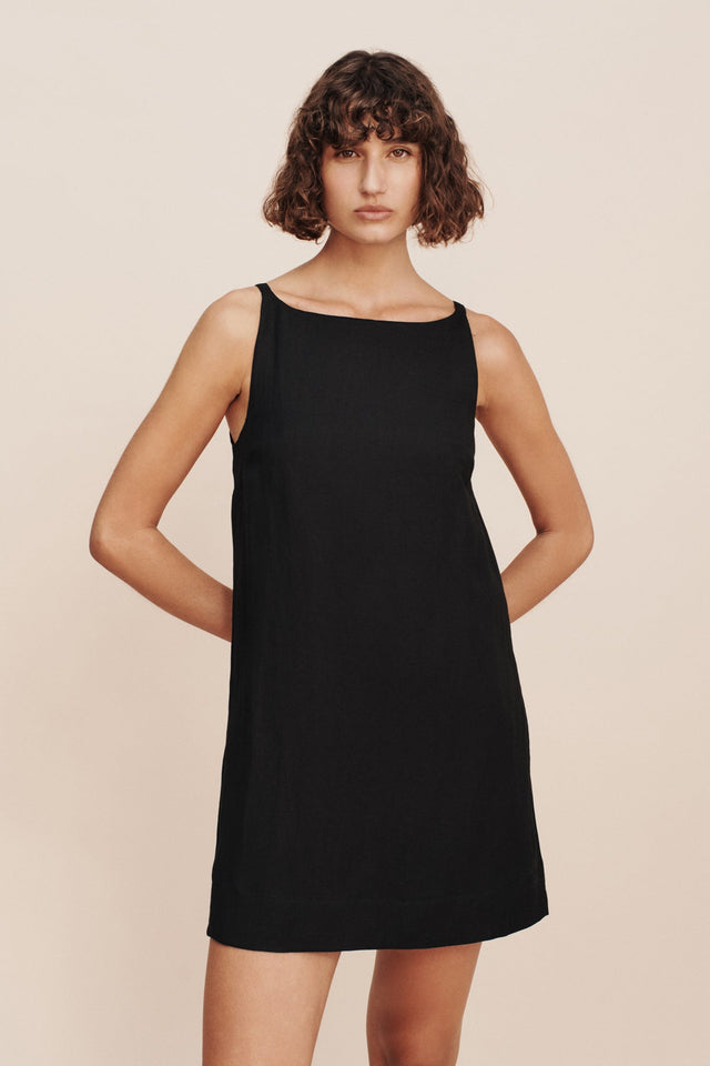 DRESSES – THE POSSE US